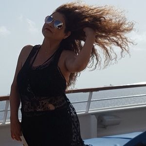 Meet your Posher, Delilah